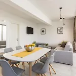 Pino Luxury And 4*