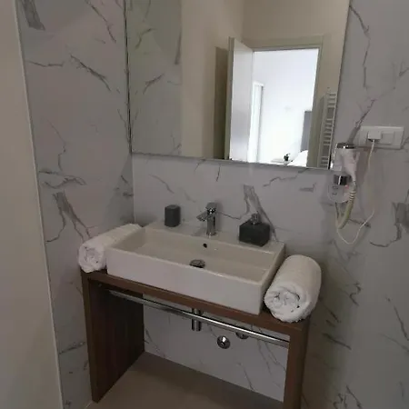 Pino Luxury And Penzion 4*