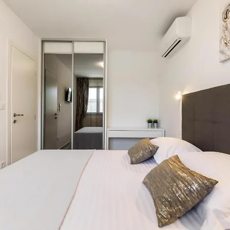 Gostinjska kuća Pino Luxury And