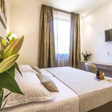 Pino Luxury And Gostinjska kuća