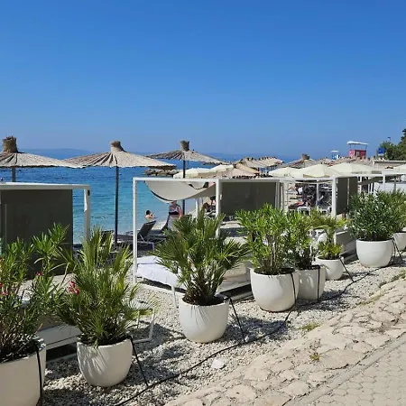 Pino Luxury And Split