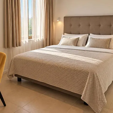 Pino Luxury And Casa de hóspedes Split